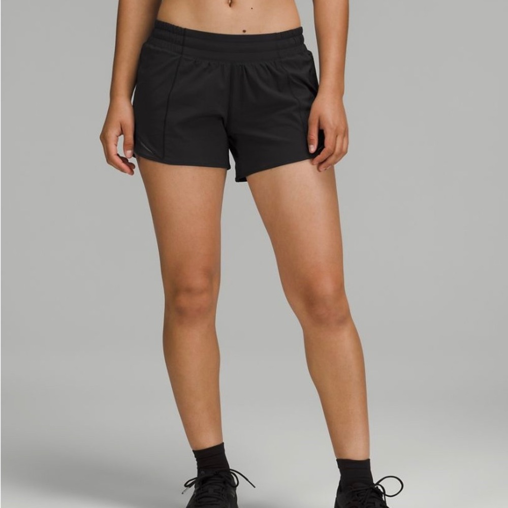Lululemon hotty hot short